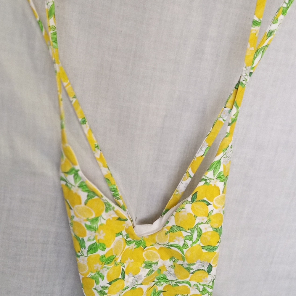 Lululemon Lemon Print One Piece Swimsuit Sz 4